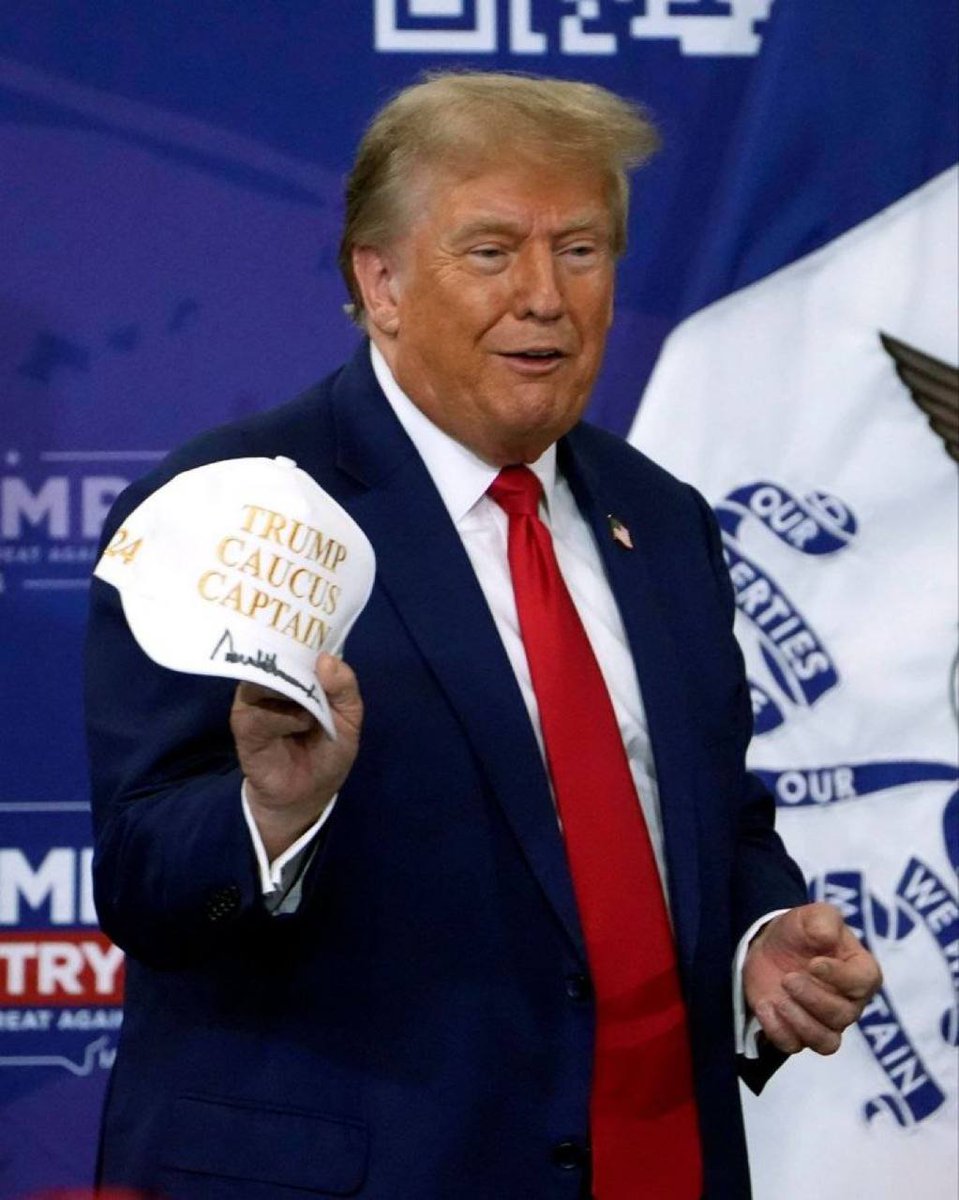 trumpcaucuserc's tweet photo. @BitcoinMagazine Don't forget your White hat 
$TCC #TCC #trump 
We love you Boss trump https://t.co/pVvkvyBpJD