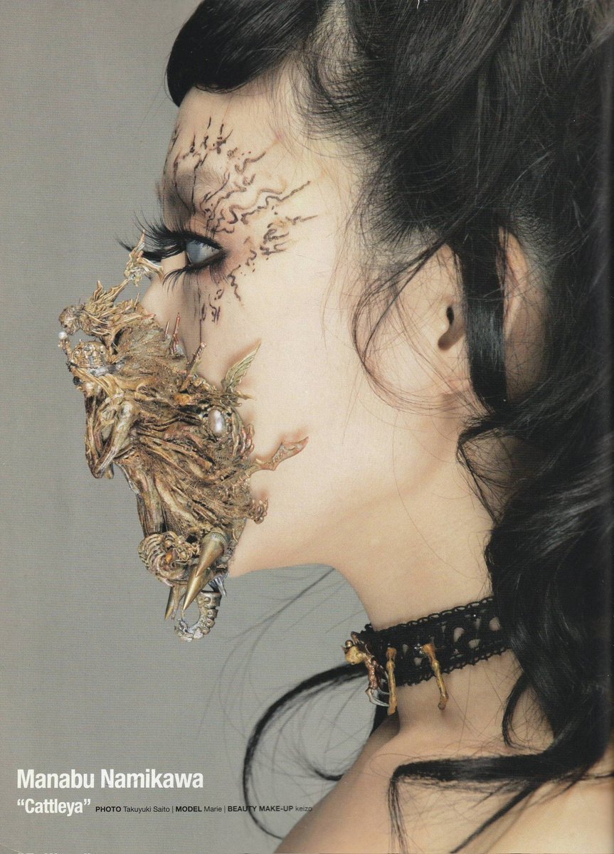 xe0_xeo's tweet photo. A complete guide to special effects makeup - Tokyo Sfx Makeup Workshop (2006) https://t.co/u59ghYpAli
