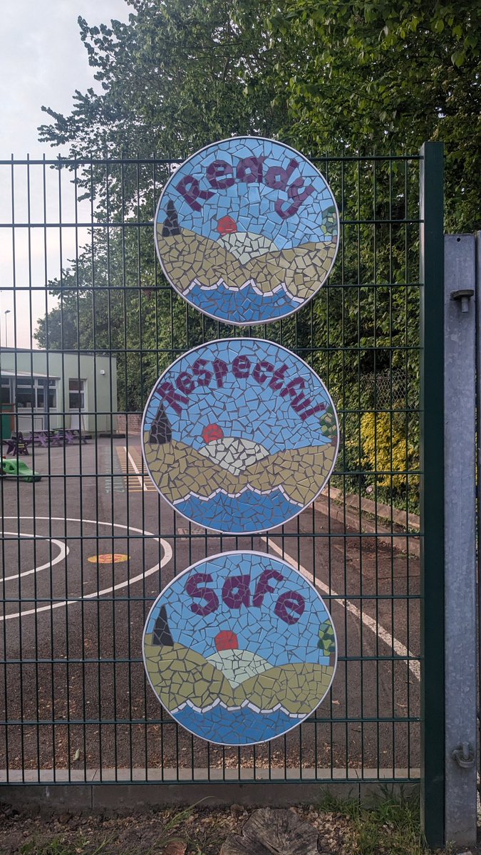 Ysgol Gynradd Waldo Williams (@ygwaldowilliams) on Twitter photo Another fabulous achievement by our families working with Springboard ๐๐ <a href="/SchoolsPembs/">Blant Ysgolion Sir Benfro/Children & Schools Pembs</a> #familyengagement Another fabulous achievement by our families working with Springboard ๐๐ <a href="/SchoolsPembs/">Blant Ysgolion Sir Benfro/Children & Schools Pembs</a> #familyengagement