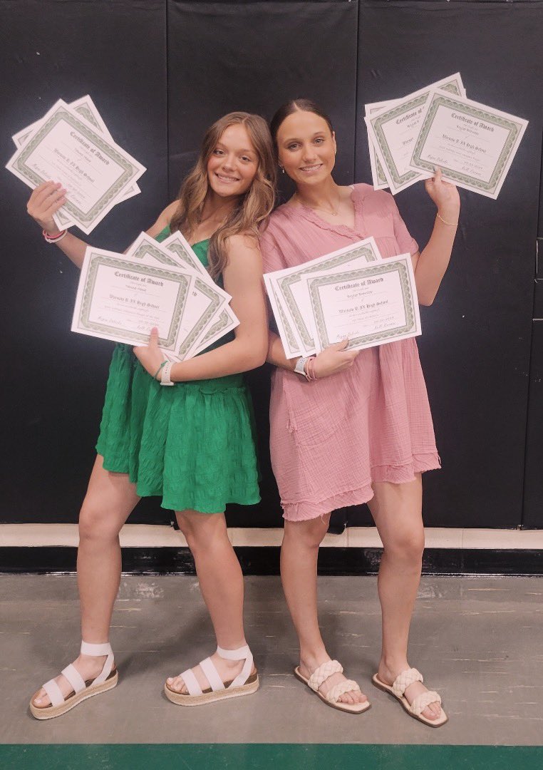 Tanna Howe (@tannahowe_12) on Twitter photo Another GREAT season with <a href="/BryleeBrewster/">Brylee Brewster</a>! Truly wouldn’t want to catch anyone but her for high school ball. #oneteamonetown 💚🐾
Sophomore season awards/honors👇
•2024 Offensive POY
•1st team OHC All-Conference
•1st team All-District
•1st team All-Region
(All state TBD) Another GREAT season with <a href="/BryleeBrewster/">Brylee Brewster</a>! Truly wouldn’t want to catch anyone but her for high school ball. #oneteamonetown 💚🐾
Sophomore season awards/honors👇
•2024 Offensive POY
•1st team OHC All-Conference
•1st team All-District
•1st team All-Region
(All state TBD)
