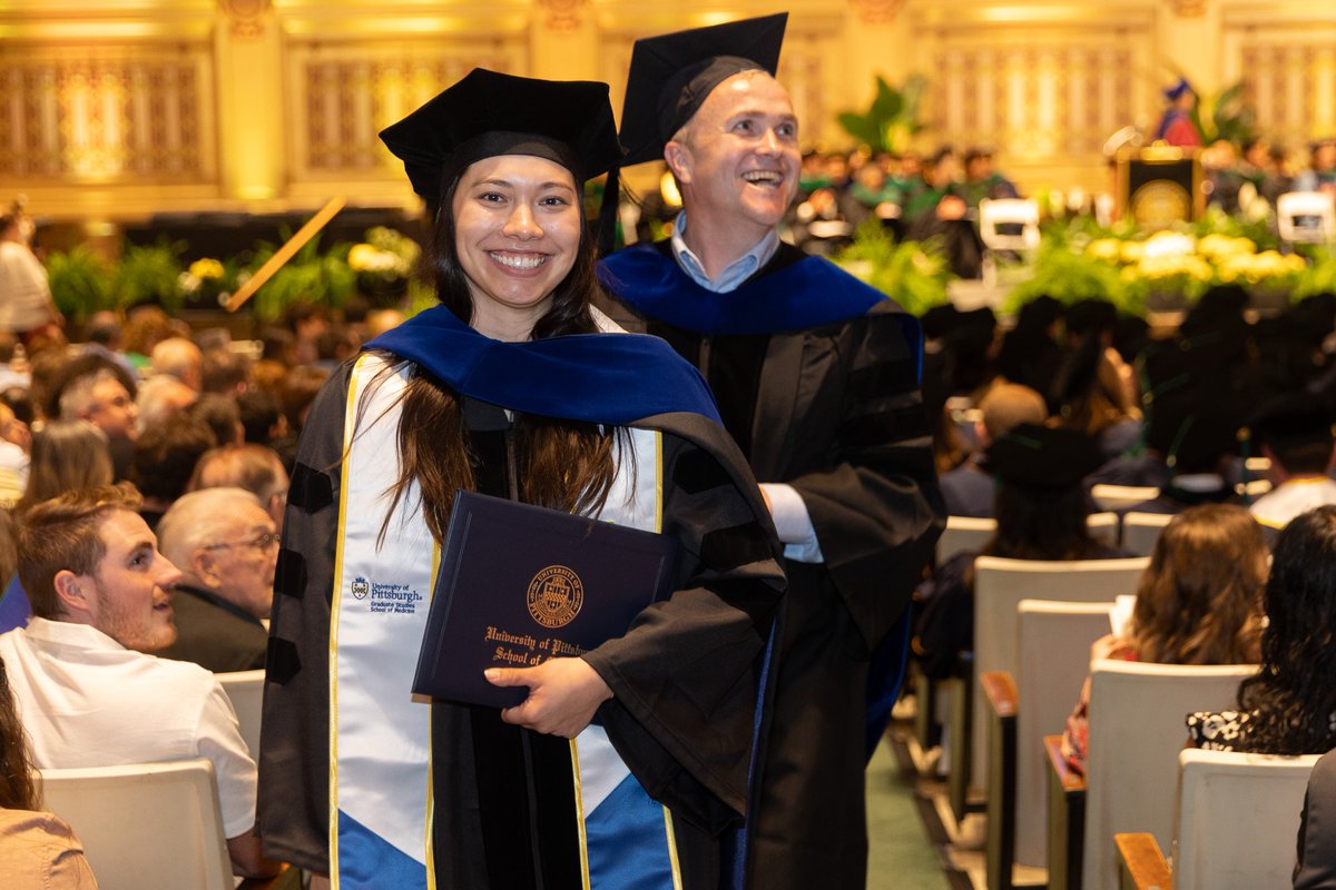 PittHealthSci's tweet image. Here’s to the Pitt Med Class of 2024! From starting your medical education during a global pandemic to walking across that stage, your compassion, dedication and commitment continue to inspire us every day. 

bit.ly/4aoj5mI 

#PittGrad #H2P

@PittTweet @PittMedStudents