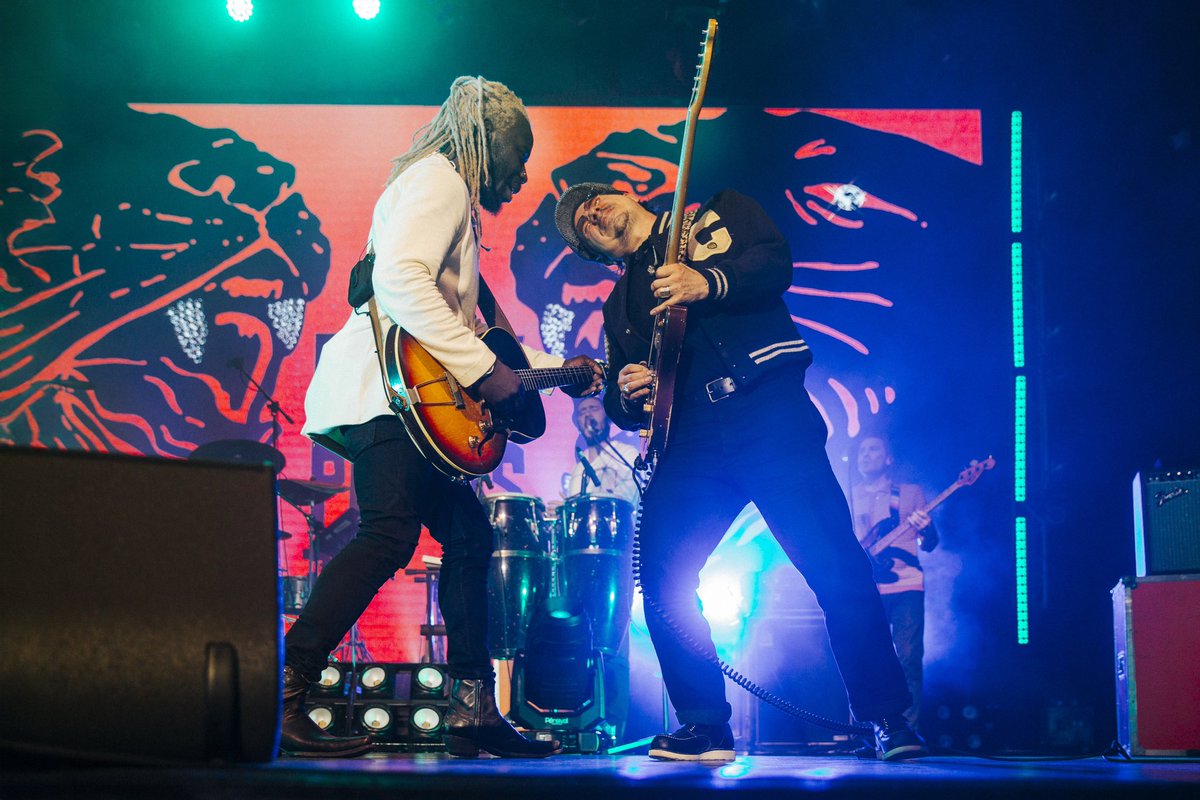 BlackPumasMusic's tweet photo. Bogotá, what a fantastic show last night! 🇨🇴

We had such an incredible time in South America - thank you all for making this run so special ❤️

📸 Cristian Pérez https://t.co/9giDY7jNlN