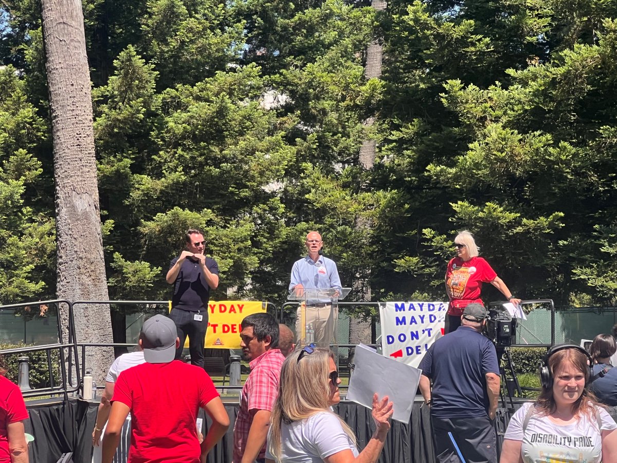 What a turnout at the #MayDayRally! <a href="/CACollabLTSS/">CACollabLTSS</a> was proud to stand with our disability partners to urge <a href="/CAgovernor/">Governor Gavin Newsom</a> and legislative partners to invest in CA's direct service professionals #DontDelay  <a href="/Cal_DSA/">California Disability Services Association (CDSA)</a> <a href="/ARCAcalifornia/">ARCA</a> <a href="/homebridgeca/">Homebridge</a> <a href="/MartyOmoto/">Marty Omoto</a>