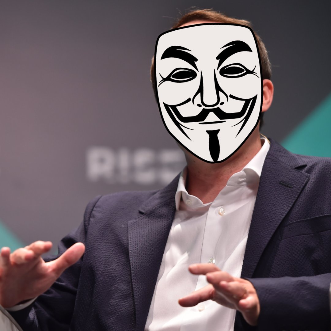 We are going to start a round of games for the next few days! 🥳

Who is who? Guess who is behind the mask.... 🎭

Let's start with an easy one...

Who is it? 👀

#Crofam #Crononymous