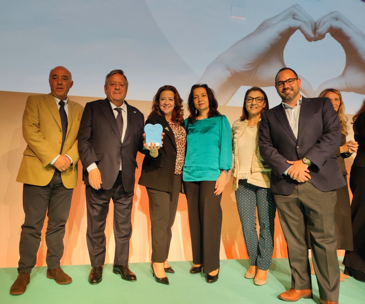 Orgullosos del jefe del Serv. de Neumología del #HospitalDeLaPrincesa, el Dr. Julio Ancochea, ganador del 🏆Premio #Admirables2024 Categoría de Medicina.🙌🙌

Gracias a <a href="/diariomedico/">Diario Médico</a> y <a href="/Cfarmaceutico/">Correo Farmacéutico</a> por estos premios donde se reconoce el trabajo de los profesionales sanitarios🏥