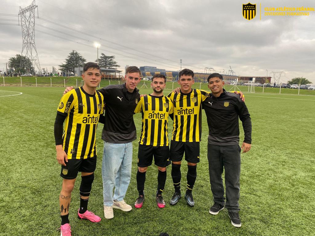 #Tercera | La 📷 de los Goleadores frente a <a href="/LiverpoolFC1915/">Liverpool Fútbol Club</a> por la Fecha 10 del Torneo Apertura. 

⚽ Pablo Nongoy
⚽ Franco Suárez 
⚽ Leandro Umpiérrez 
⚽ Maximiliano Dávila 
⚽ Kevin Rodríguez

#SemilleroDeAmérica