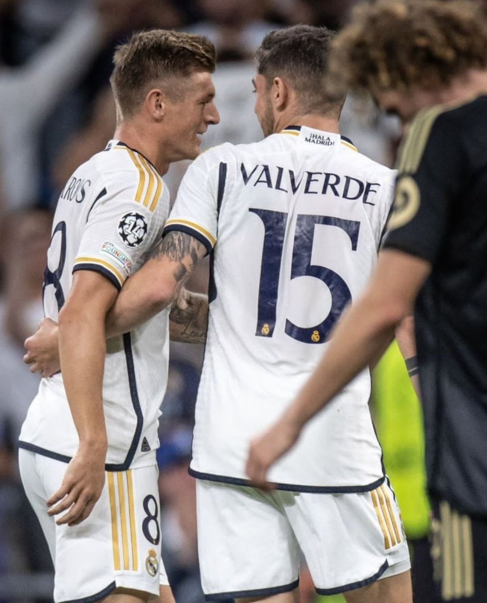 DanikRM_'s tweet photo. La carta de despedida de Fede Valverde hacia Toni Kroos 🥺💔 https://t.co/SGCqcx7gtm
