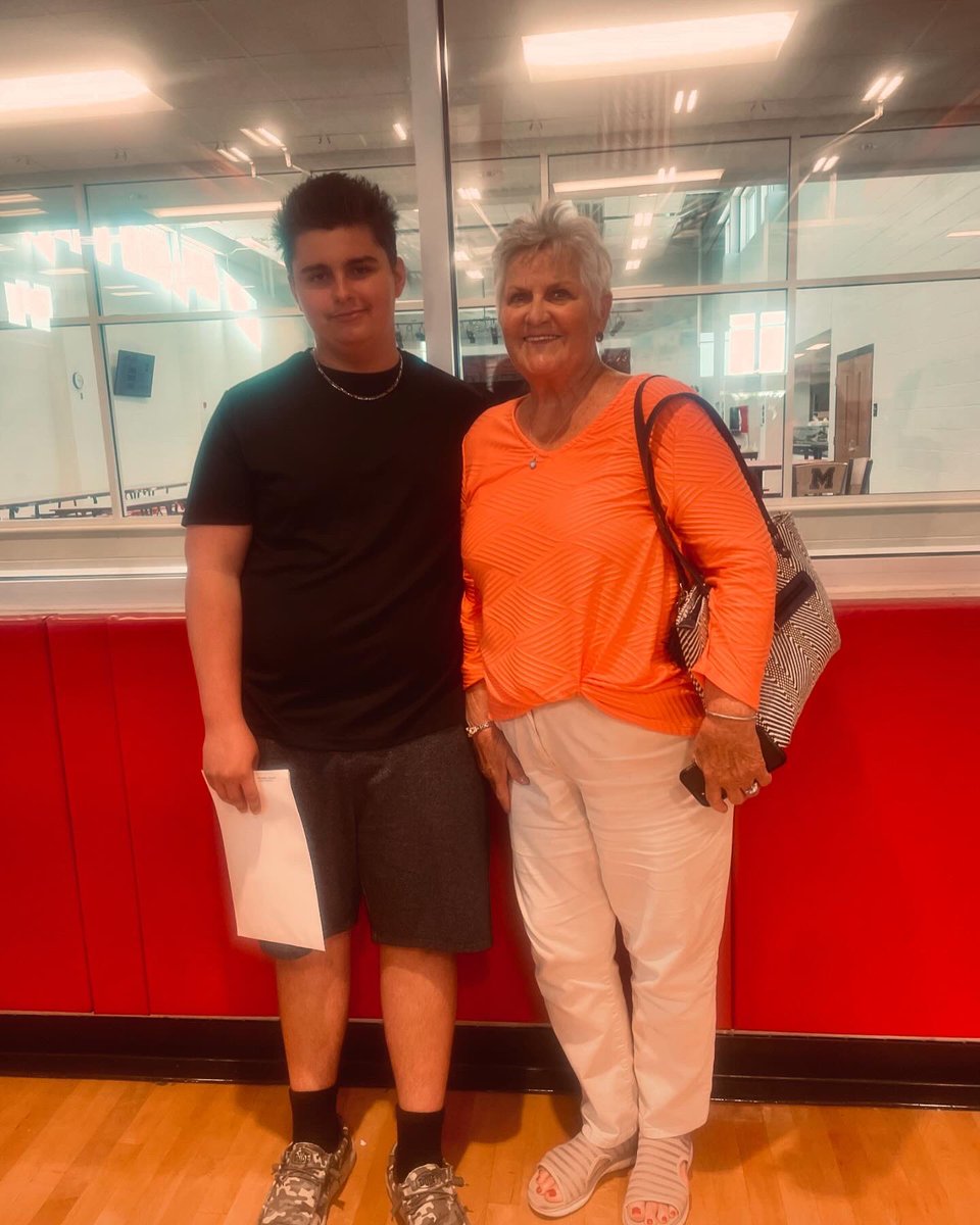 hinz_ctae's tweet photo. These kids are growing up on us! Cashton got his certificate of completion and will move on to high school next year. 🙏🏻 Coralyn is right behind him, moving up to 8th grade. Thank God and all of those who have helped us get through this year. ♥️ https://t.co/EZ0nearVfC
