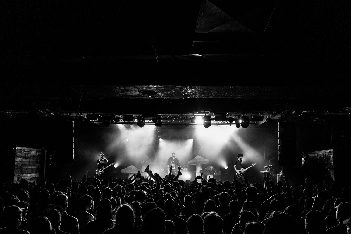 microwaveatl's tweet photo. Thank you for the love and energy yall have been bringing to these shows.  Our hearts are full. ❤️

🎫: https://t.co/vwJTDH7uJl
📷: @desotophoto https://t.co/ienRp2biDb