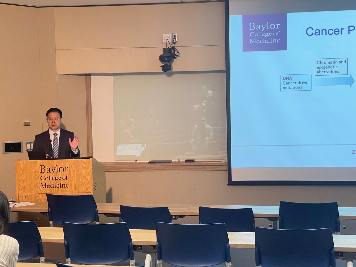 Dr. Bing Zhang explained how his lab has been advancing precision #oncology through #proteogenomics. @bcmhouston @bcmgenetics @BCMCancerCenter #McNairScholar #DeBakeyResearchAwards
