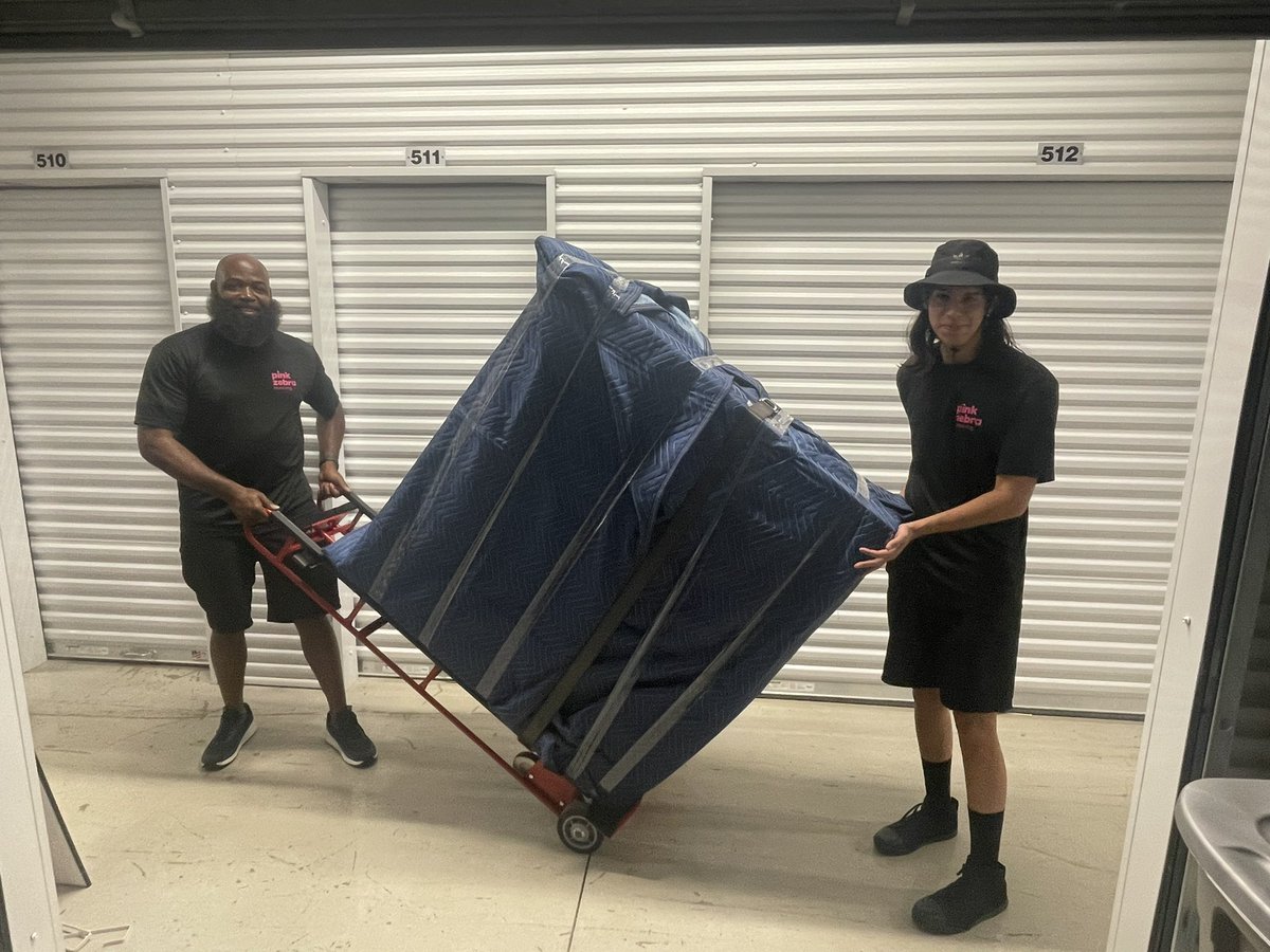 kingofswing22's tweet photo. Just finished up training in San Antonio!!! These guys are ready to be the best moving company in the area. https://t.co/5IauMYtQGc