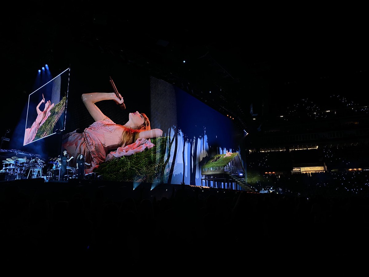 KatePrimmer's tweet photo. @GilletteStadium It was magical 🥹 https://t.co/yc6Rfk6SL4
