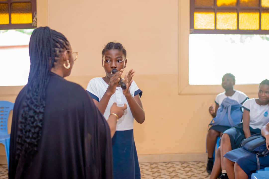 Noëlla Kizubanata 👩🏼🔬🩸🦠🇨🇩 (@nkizubanata) on Twitter photo Une passion qu'on abandonne jamais ❤🔥. Sensibiliser encore et encore la jeune fille a l'âge de procréer sur la Gestion de l'hygiène menstruelle.
<a href="/ONUFemmesRDC/">ONU Femmes RDC</a>
<a href="/BKuenji/">Brenda kuenji</a> <a href="/CusoIntlRDC/">Cuso International - DRC</a>
<a href="/kebantima_medi/">Medi Kebantima</a> <a href="/Percide_Liandja/">✨Percide LIANDJA°✨🇨🇩🇺🇳</a> <a href="/MerveillesKamba/">Merveilles Kamba</a> <a href="/muke_mwema/">Muke Mwema Foundation</a> <a href="/Mulunda_JC/">J-Claude MULUNDA</a> <a href="/PatriceBamule/">Patrice Bamulenga</a> Une passion qu'on abandonne jamais ❤🔥. Sensibiliser encore et encore la jeune fille a l'âge de procréer sur la Gestion de l'hygiène menstruelle.
<a href="/ONUFemmesRDC/">ONU Femmes RDC</a>
<a href="/BKuenji/">Brenda kuenji</a> <a href="/CusoIntlRDC/">Cuso International - DRC</a>
<a href="/kebantima_medi/">Medi Kebantima</a> <a href="/Percide_Liandja/">✨Percide LIANDJA°✨🇨🇩🇺🇳</a> <a href="/MerveillesKamba/">Merveilles Kamba</a> <a href="/muke_mwema/">Muke Mwema Foundation</a> <a href="/Mulunda_JC/">J-Claude MULUNDA</a> <a href="/PatriceBamule/">Patrice Bamulenga</a>