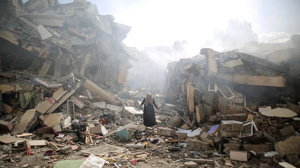 bm_unknown's tweet photo. I do not think that any of you can bear to live for seven months under successive bombing and genocide. Our children wake up every minute of their sleep to the sound of an explosion. 
Please help us evacuate Gaza by donating or sharing this tweet
https://t.co/z2ckHfZwZs https://t.co/acSaGv6Ahk