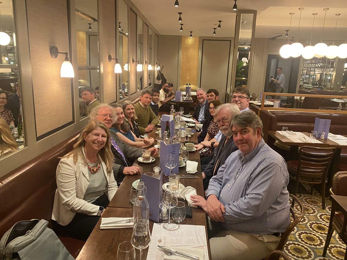 Lovely to get together with all the Heads of Physics in Wales and the @IOPWales getting @cardiffPHYSX @swanseaphysics @AberPhys round a table and nobody has had a fight!! 😉#collaboration @Eluned_Parrott @TomGrinyer
