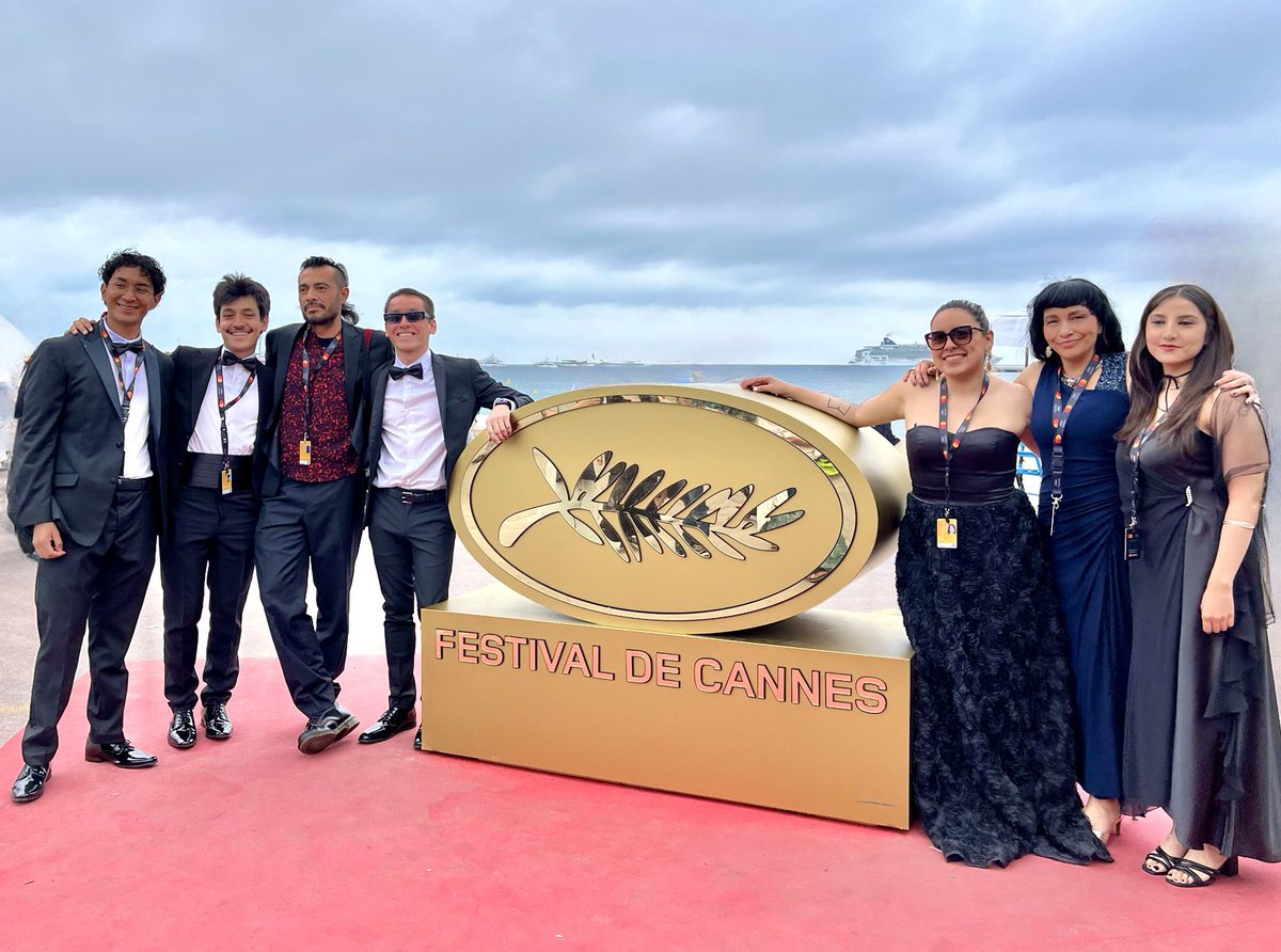 ¡Qué elegancia la de Francia! Gracias al @giffmx y la querida @SarahHochMex por tan increíble experiencia al formar parte del Short Film Corner del #FestivalDeCannes con Ángel, mi primer cortometraje como director 💕 ¡Un sueño que todavía no termina!