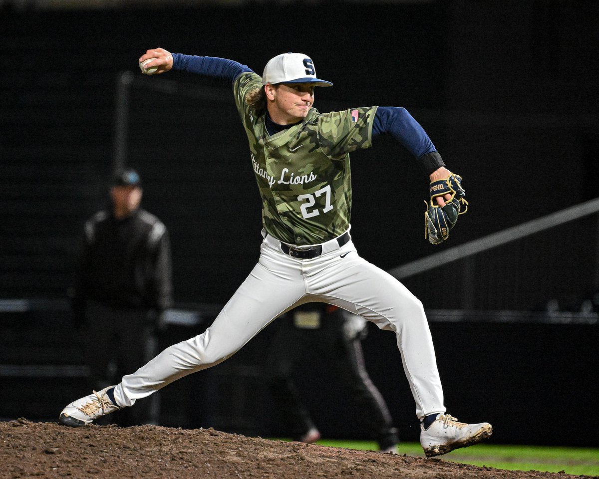 Congrats to <a href="/mason_horwat/">Mason Horwat</a>, tabbed to the All-Big Ten Freshman Team!

⚾️ 4-1, 2 saves
⚾️ 28 K/21 BB in 51.2 IP
⚾️ 0 runs allowed over last 10 innings

#WeAre