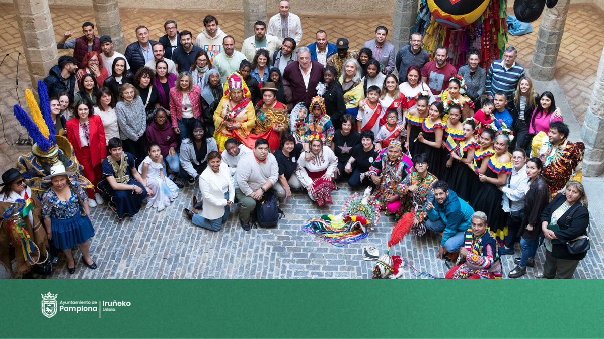 🧔‍♂️🧑🏿‍🦱 El Ayuntamiento de Pamplona celebra el Día Mundial de la Diversidad Cultural para el Diálogo y el Desarrollo con una recepción en Condestable a una treintena de asociaciones 👀 +INFO: pamplona.es/actualidad/not…