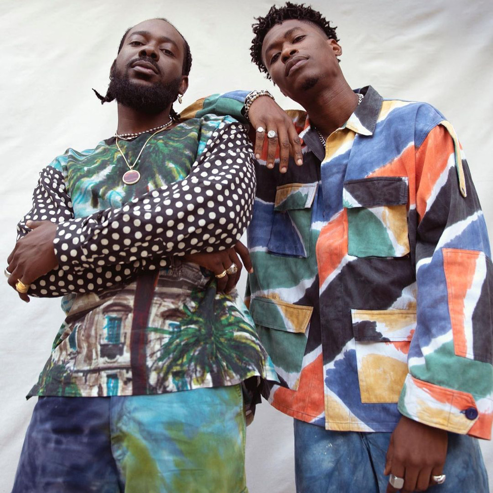 #NP: Sinner - @adekunleGOLD ft @iamluckydaye 

on the #ChilledLounge

with @ayoadebobola

#MyHeartSpeaksTuesday
#TalkToBobo
#ChilledLoungeIB

Listen Online: r2929fm.com.ng