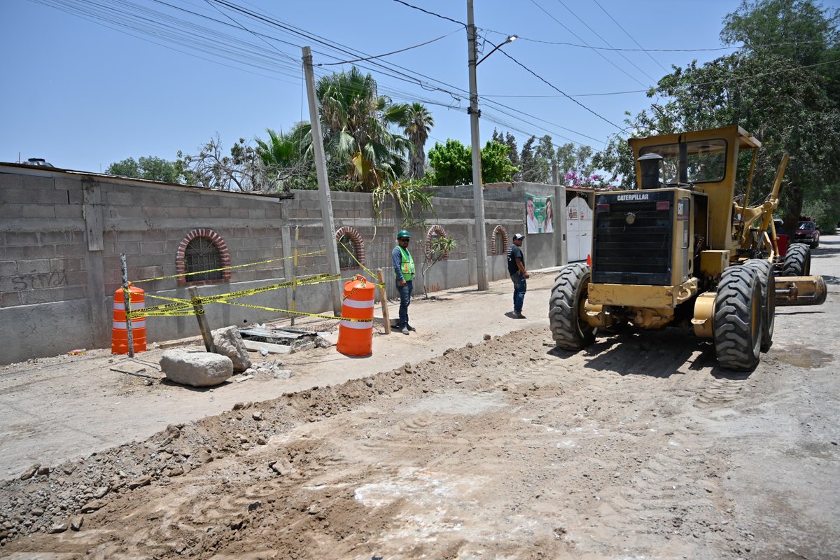 Cientos de familias que habitan en la colonia Niños Héroes en Soledad de Graciano Sánchez, ahora accederán a una mejor calidad de vida con mayor movilidad, seguridad e incrementará la plusvalía de sus propiedades, con la rehabilitación de todas las calles goo.su/3oZ6T