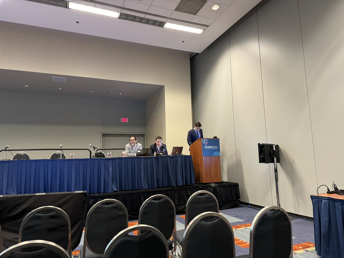 So happy and proud to see @VCUHealth trainees from Grad Students, Medical students and fellows present @DDWMeeting #DDW2024 @VAResearch @VCU_Liver @RichmondVAMC #alcohol #cirrhosis #SBP @RichSterlingMD @ArunJSanyalVCU @nurs605