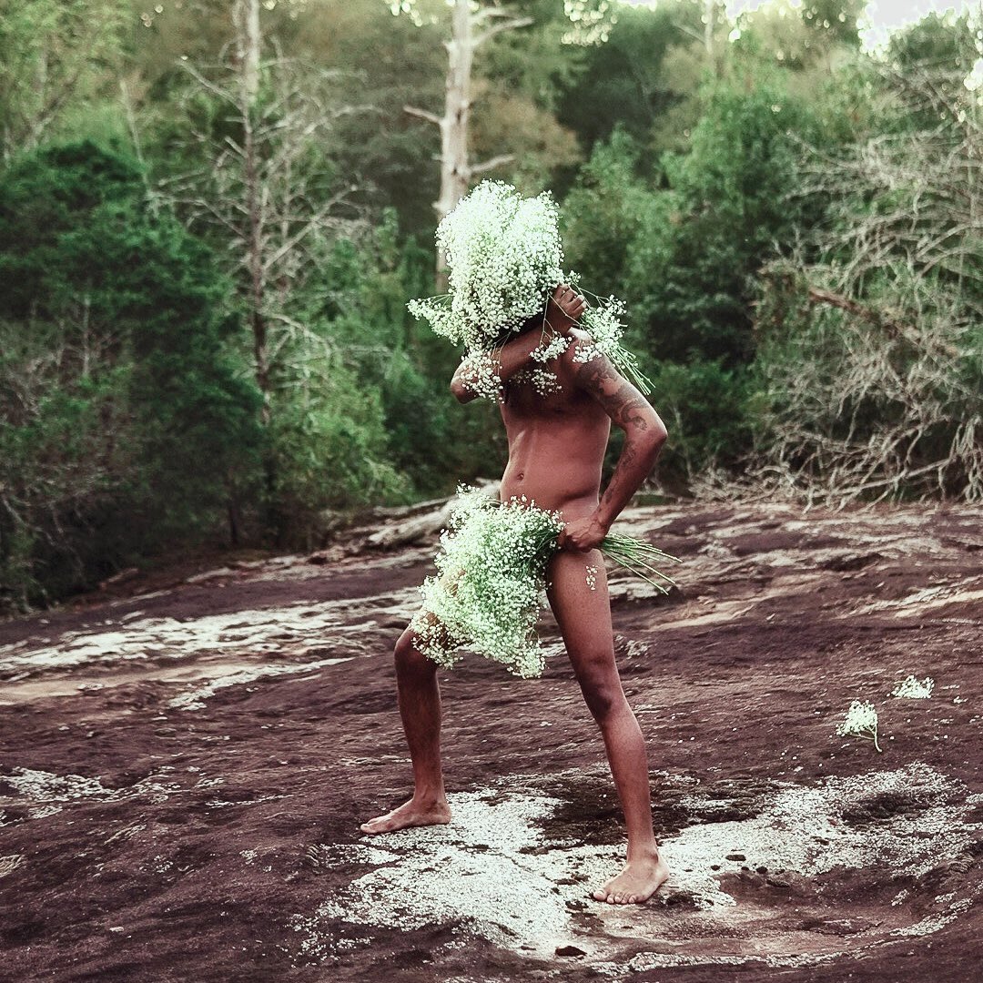 Raury's tweet photo. Summertime magical folk album 

SOUTHERN MYSTIC 
June 21, 2024

Drop a 🕊️ if u ready !!!! https://t.co/0OpYewN0sC