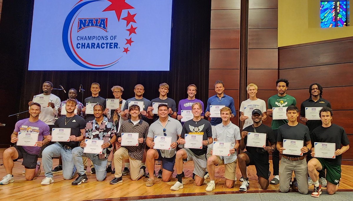 M 🏃‍♂️ & W🏃‍♀️ Congratulations to the #NAIACoC award winners at the Outdoor #NAIATrack Championships! #collegetrack