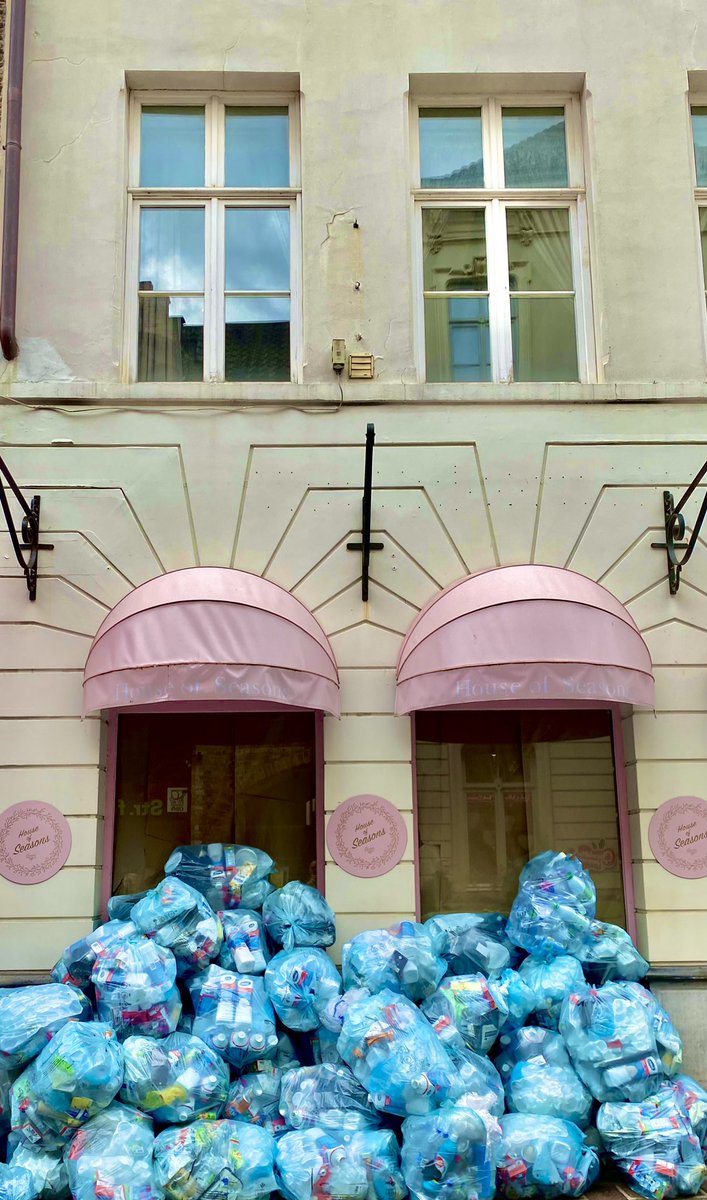 The bin bags of Bruges