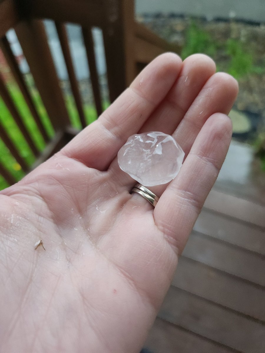 Strong thunderstorms producing about quarter size hail in Charlestown! This was taken around 4:45 PM. Thanks to Becky for this photo. #NHwx @WMUR9