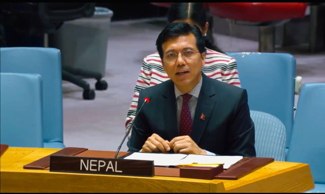Ending conflicts is the ultimate protection of civilians. At UNSC Debate on ‘Protection of Civilians’, @LokThapa2071 stressed upholding humanitarian & HR laws; pursuing holistic approach incl. political solutions, prevention, peace-building, & addressing root causes of conflicts