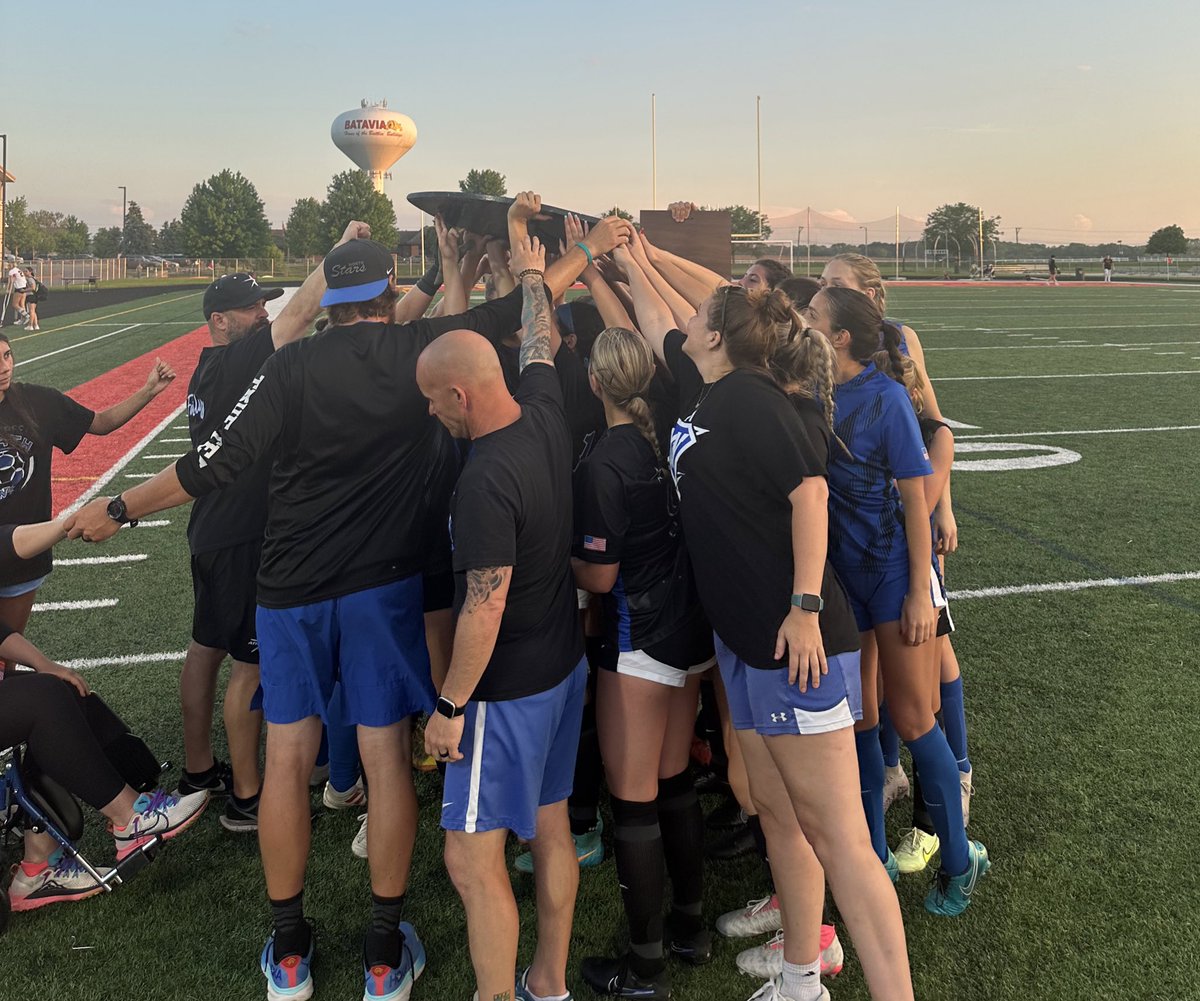 ⚽️⭐️Sectional Game Day!⭐️⚽️ 📍 South Elgin HS ⏰ 6:30p 🆚 East 🎟️ gofan.co/app/school/IL6… #RollStars🤩