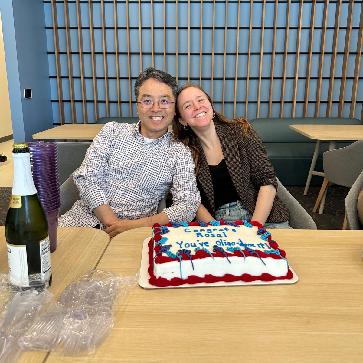 Congratulations to Rosa Grijalva on passing her qualifying exam. You've oligo-done-it! 🌟🕺🏆 #LimLabProud