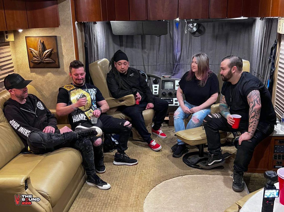 Lisa had the opportunity to chat with @kingdomcollapse on April 27th before their performance with @saintasonia at @BmoreSoundstage! Tune in tomorrow, Wednesday, May 22nd, at 7:30pm central across our socials to hear what they had to say. facebook.com/events/s/lisas…