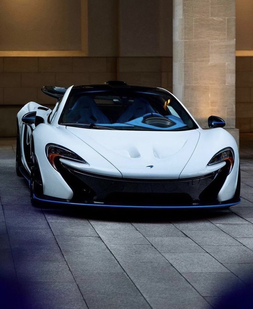 McLaren P1