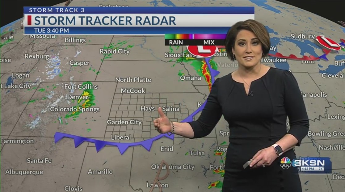 #kswx #okwx #newx STORM TRACK 3 FORECAST: Scattered showers from Colorado spill over into Kansas tonight. Next shot for severe weather will be on Thursday. Here is the latest... ksn.com/weather/weathe… @KSNNews @KSNStormTrack3