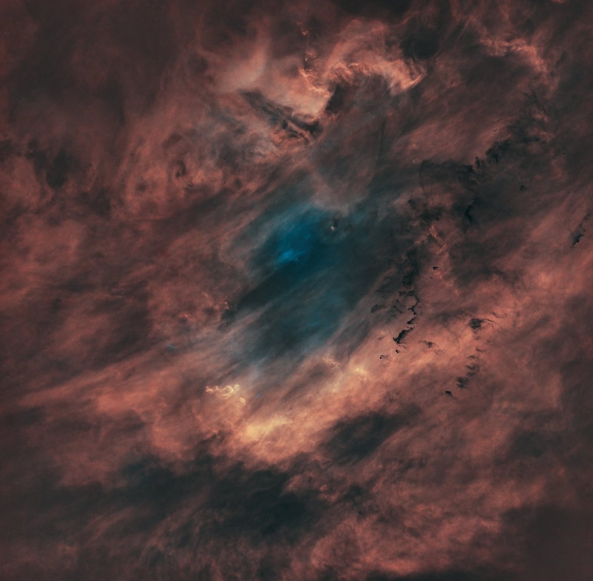 LtNo2's tweet image. I combined last year's subs with those shot 15 days ago on SH2-119 the #Clamshell #Nebula. Sadly the FOV's of each year are at a 90° angle to each other so the resulting image is square. A little under 10 hours of integration time for this image in HOO. #Astrophotography 🔭📷