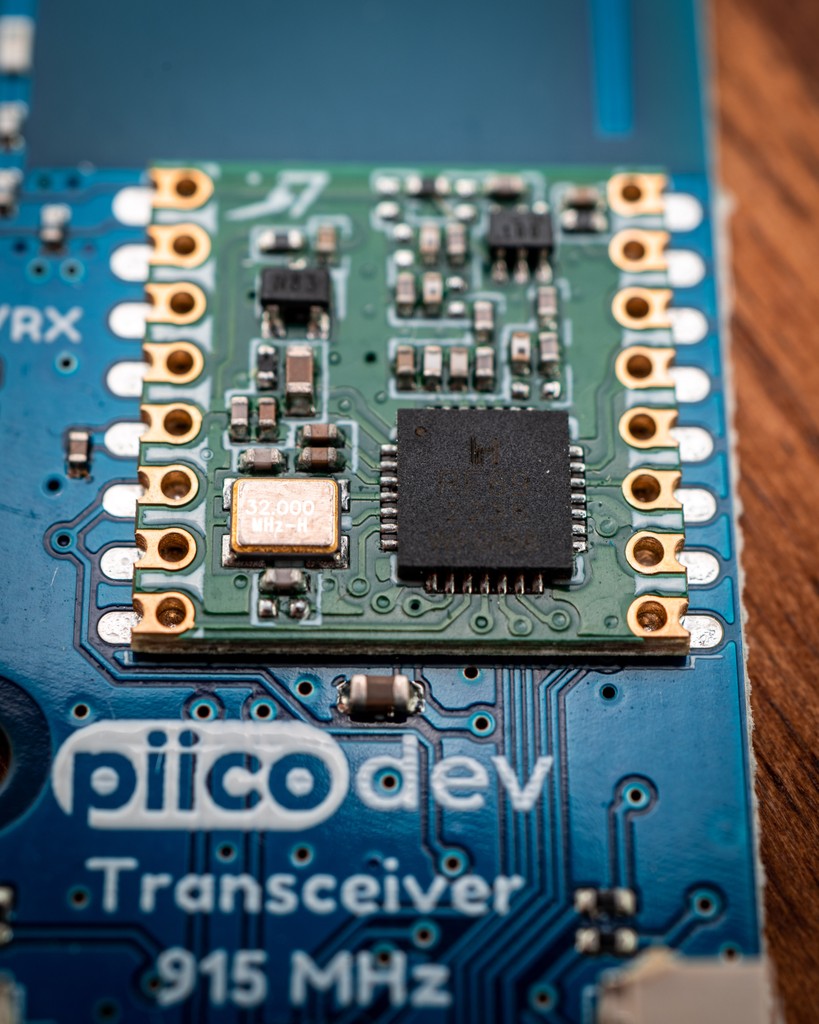 CoreElecAU's tweet photo. πΌπ» Send data between #MicroPython platforms with the #PiicoDev Transceiver, a 915MHz packet radio perfect for remote control systems and data transmission up to 100 metres outdoors! Read our guide for the PiicoDev #transceiver. https://t.co/n95DwTv02p https://t.co/R7M22yKHxt