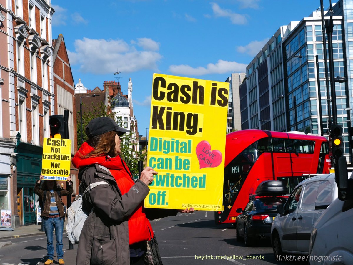 #yellowboards #yellowboardarmy #outreach #londonpics #rejectagenda2030 #london #keepcashalive #cashisking #rejectdigitalids  #rejectcbdc #rejectagenda2050