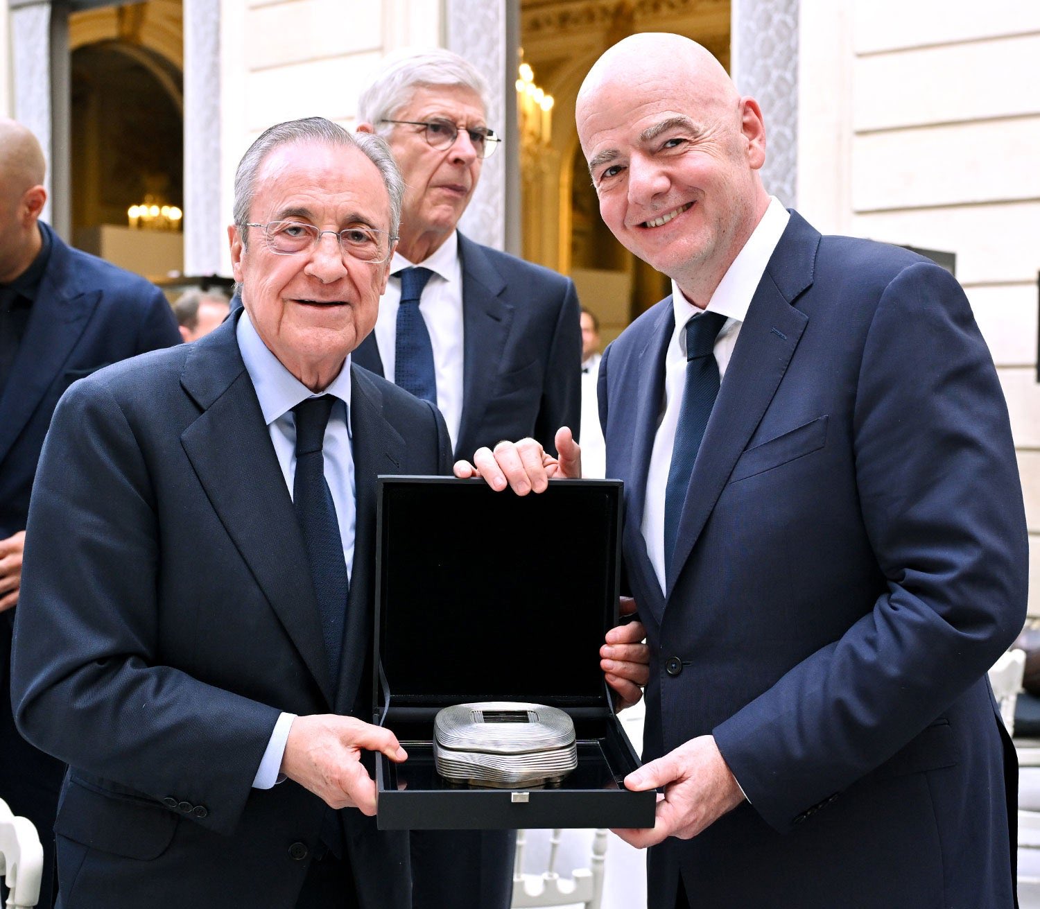Madrid Zone on X: "Florentino Perez gifted FIFA President Gianni Infantino a replica of new Bernabéu. https://t.co/RURlHPiek1" / X
