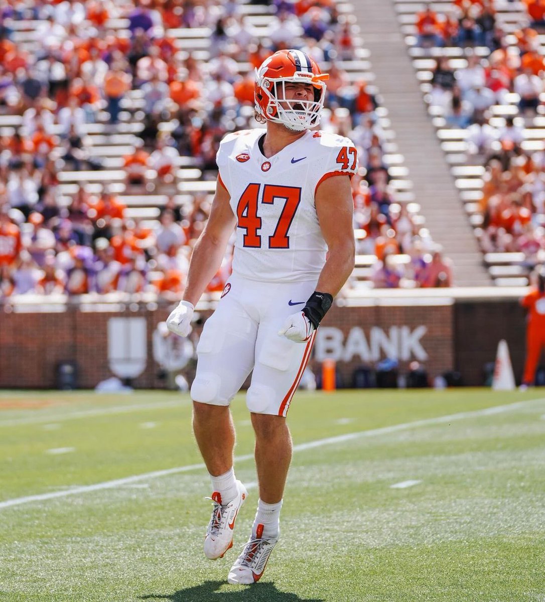 The Freshman Watch tweet media