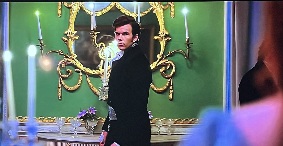 It’s details like this that make the #Bridgerton production team / set design team so brilliant. Colin in front of a carriage-shaped mirror. I see what you did there!
