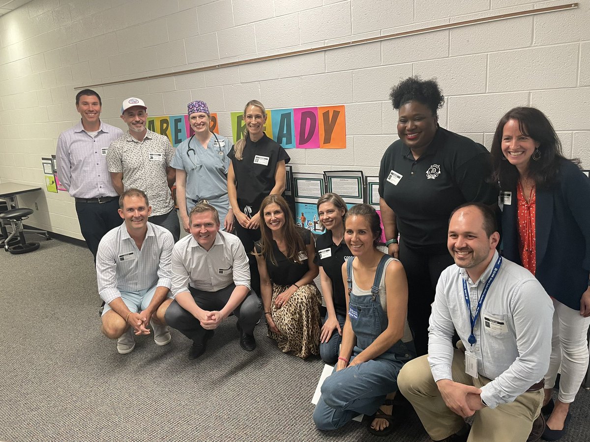 Career Day at Beverly! We had representatives from each of the 6
Career Zones share their experiences with our students today!