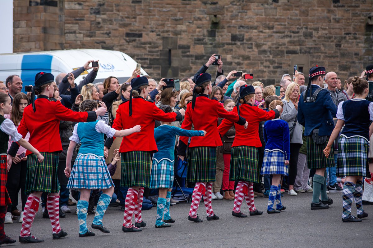 QVSchool tweet picture