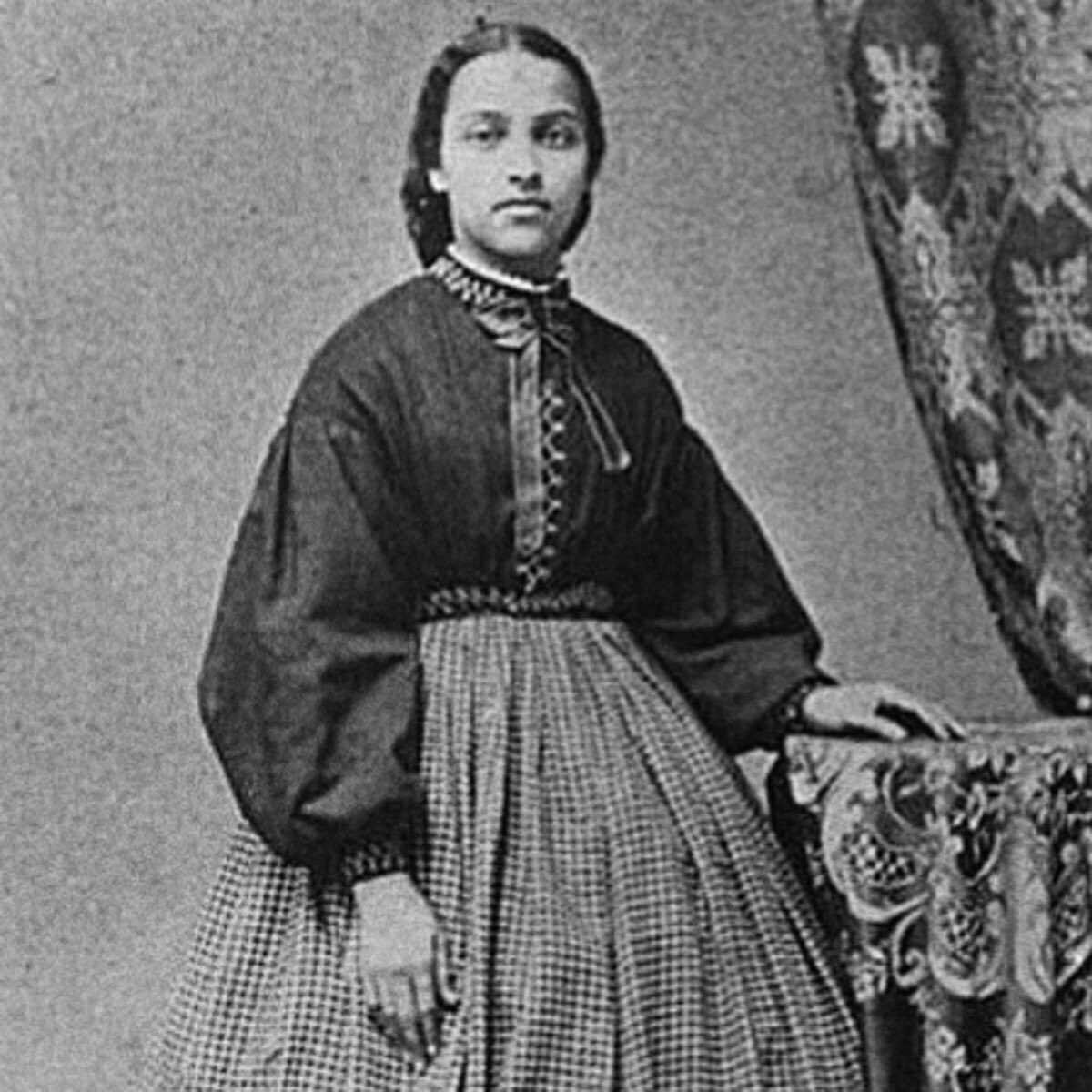 MoorInformation's tweet photo. May 21, 1862 — Mary Jane Patterson, became the first Black woman to be granted a bachelor's degree in the U.S. https://t.co/Rmf0EhYfc7