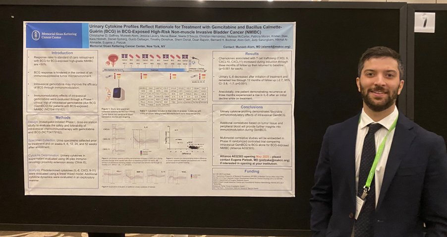 Amazing job by ⭐️ @SUO_YUO fellow @UroMuneeb at #AACRbladder24 giving podium and poster talks related to data from our phase I trial of intravesical Gemcitabine plus BCG (GemBCG) in BCG-exposed NMIBC #bladdercancer 1/n