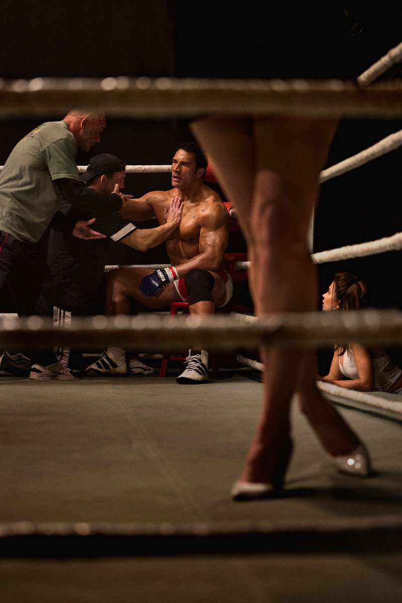 👊 Primer vistazo a Dwayne Johnson como el peleador de artes marciales mixtas Mark Kerr en ‘The Smashing Machine’, de Benny Safdie.