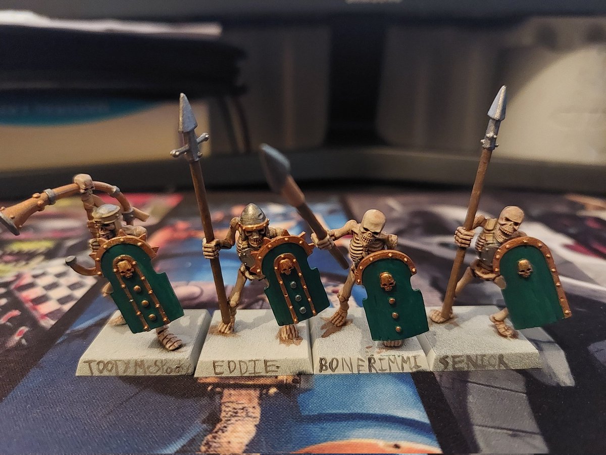 Osjiwarrior's tweet photo. A wonderful product stream tonight, many more skeletons have been blessed with paint!

#wip #miniatures #miniaturepaint #warhammercommunity #warhammeroldworld #warhammerfantasy #thombkings #whfantasy #warhammerthombkings https://t.co/Oo0QMUuHw7