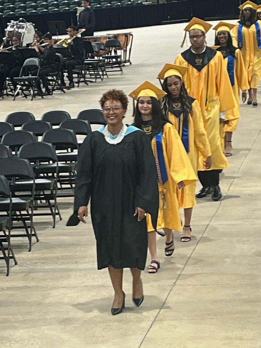 Ms. Hopkins-Vinson tweet media