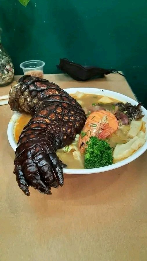 Can someone tell me the name of this fish...I'm kind confused