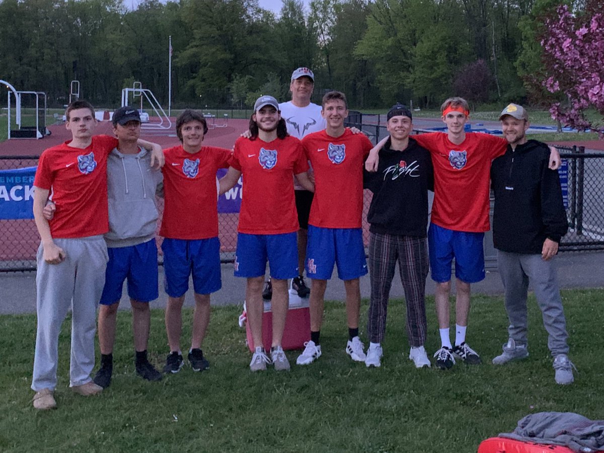 boys_maple's tweet photo. Maple Hill Boys Tennis ends their season with a loss to Class B champions Glens Falls.  12-6 on the year, Class C/D Section  two champs &amp; a great bunch of guys and spectators.  Awesome season.  Coach Roe &amp; Flach appreciates everyones efforts.   Congrats https://t.co/LtBW1HAjm8